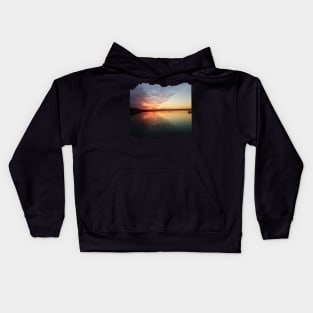 Beautiful photography of ocean waves and sunset sky landscape USA nature lovers Kids Hoodie